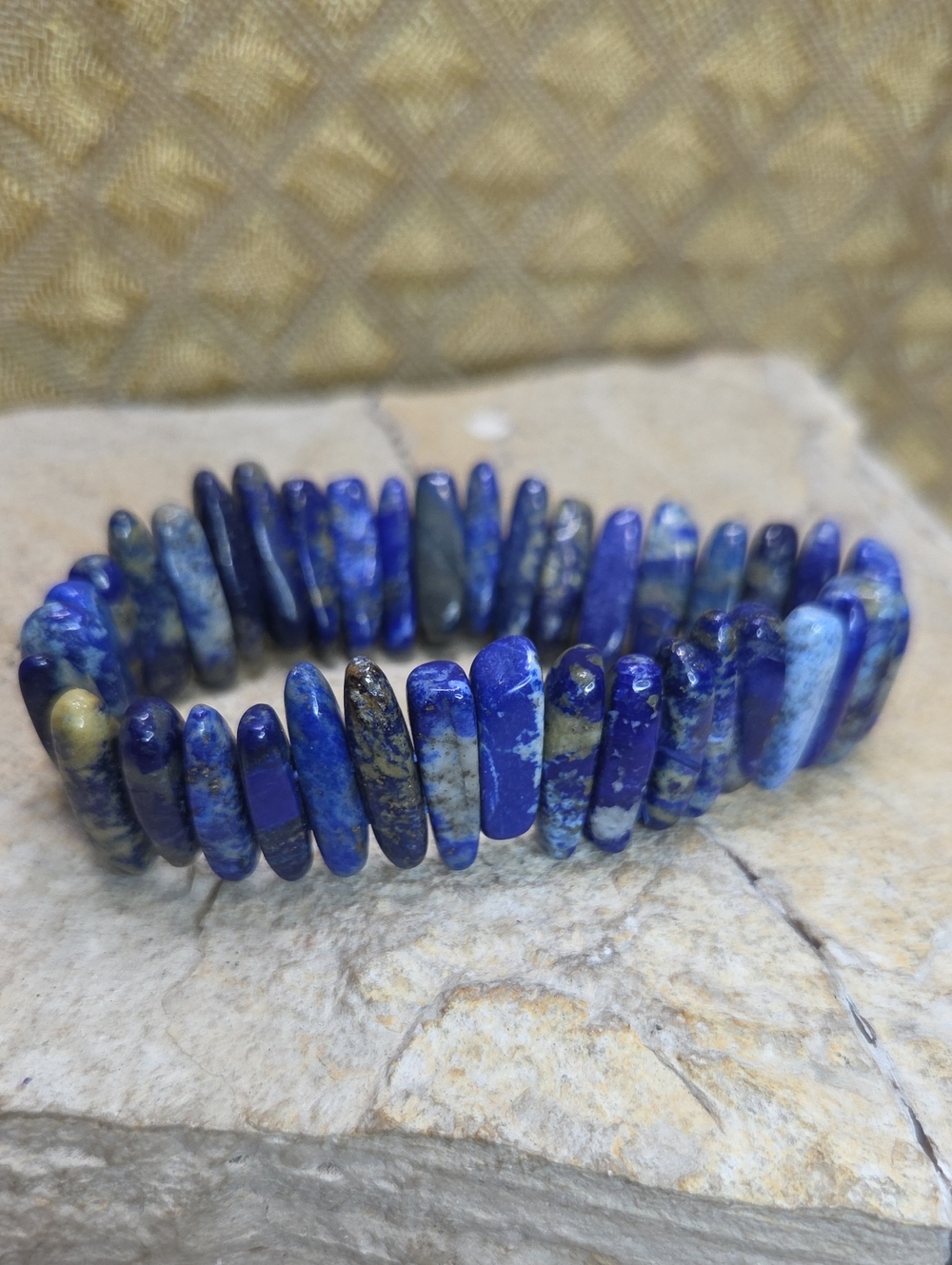 Lapis Lazuli Blue Stretch Chip Stine Bracelet